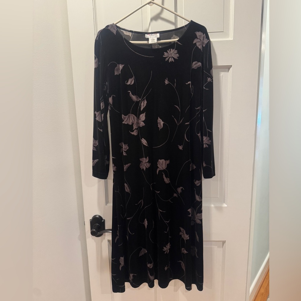 Talbots Black and Tan Floral Velvet Long Sleeve Dress